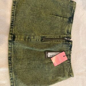NWT PrettyLittleThing Green Tint Denim Mini Skirt Size 2